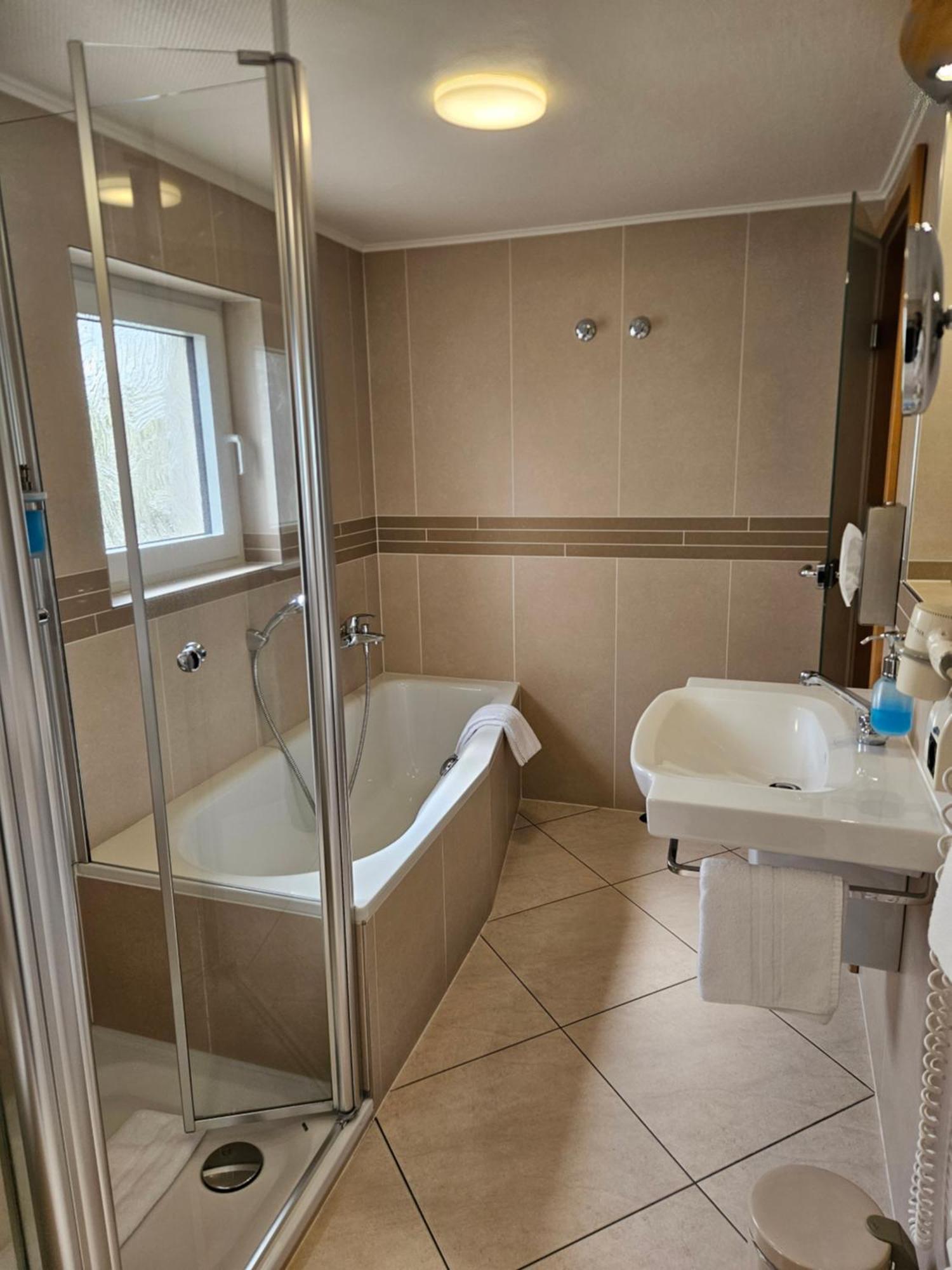 Hotel Hessischer Hof Melsungen Luaran gambar